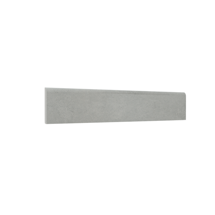 Guardapolvo Cerámica 8x45cm Cemento Grey - vista del material