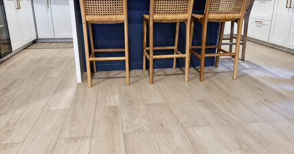 Obra de cliente: Tree Haya 20x120 en cocina - La Casa de la Cerámica